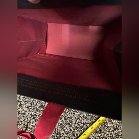Used Limited Edition Gucci Gift Bag - Picture 6 of 9